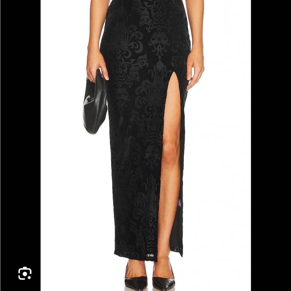 Elegant Black Patterned Maxi Skirt